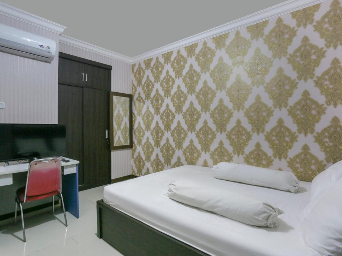 Oyo Life 3520 Indoniaga Palace 当格浪 外观 照片
